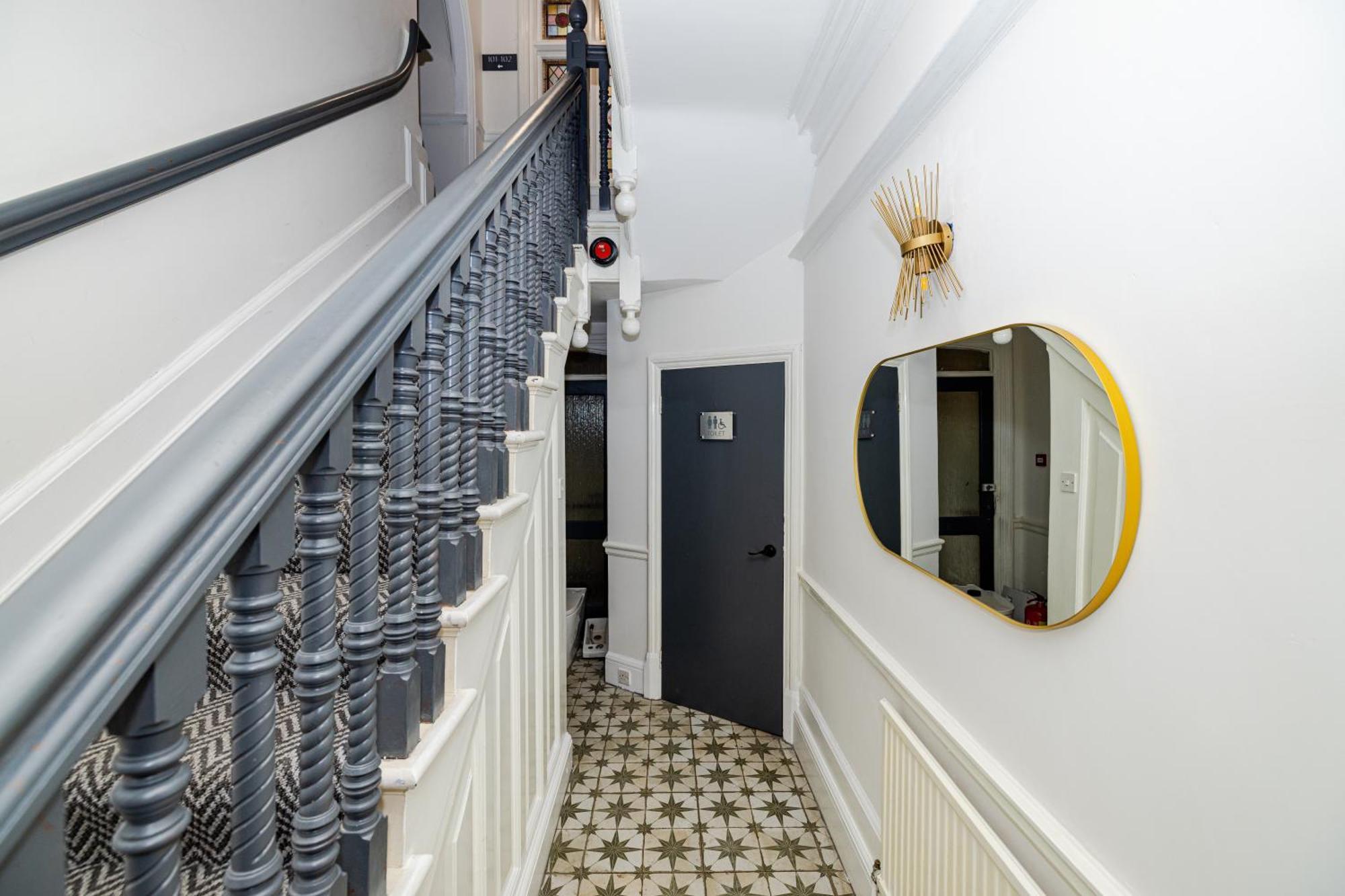 Woodford Hotel Λονδίνο Εξωτερικό φωτογραφία